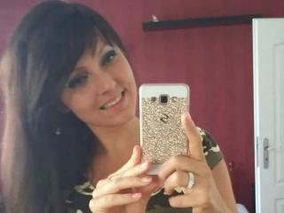 Webcam model HornyClaire-ext from XLoveCam