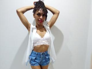 HornySexySimone69 Live Webcam on XLoveCam