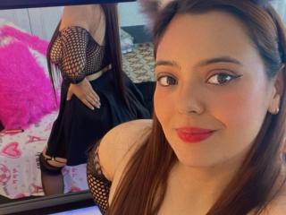 Webcam model HottyB from XloveCam