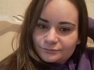 Webcam model IrinaK from XloveCam