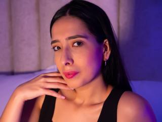 Webcam model IvanaClark from XLoveCam