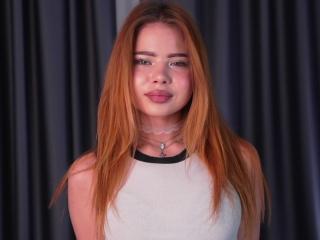 Webcam model JacquelinKiles from XLoveCam