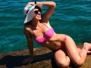 Webcam model JainFresh-hot from XLoveCam
