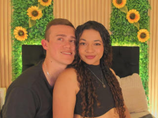 JenAndPatrickLive Webcam