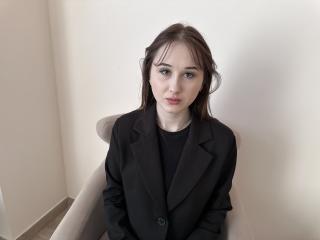 Profile and Statistics for JulieVamp on XLoveCam