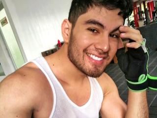 KevinAndres Live Cam and Profile on UnifiedCams