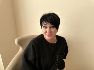 Webcam model KiraTempt from XLoveCam profile picture Webcam model KiraTempt from XLoveCam