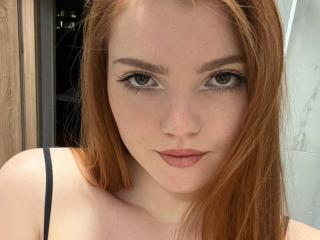Webcam model KristalWynn profile picture