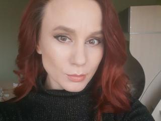 Webcam model KristiVegas from XLoveCam