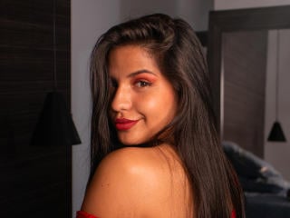 Webcam model LailaBarker from XloveCam