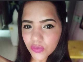 LeaHot69 Live Cam on XLoveCam and RICams