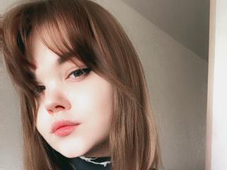 Profile and Statistics for LettyRussum on XLoveCam