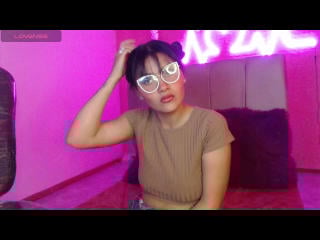 Webcam model LiaRoseHot from XLoveCam
