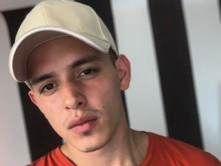 Profile and Statistics for LiamEnzo on XLoveCam