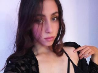Webcam model LilaHerz from XLoveCam