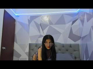 LilyLoveHun Anal en Webcam Live - Photo 1/3
