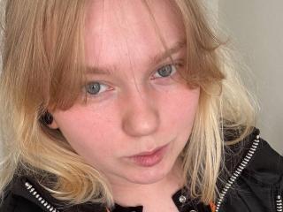 Webcam model LimeCaty from XLoveCam profile picture Webcam model LimeCaty from XLoveCam
