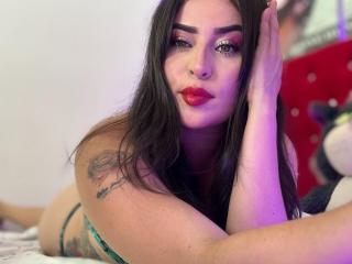 Webcam model LindaSmith from XloveCam