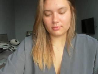 Webcam model LioraEm from XLoveCam profile picture Webcam model LioraEm from XLoveCam