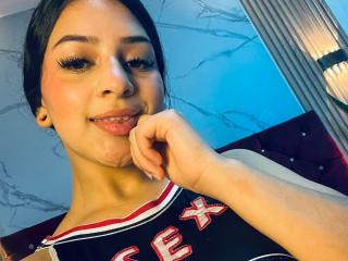 Profile and Statistics for LonxEva on XLoveCam