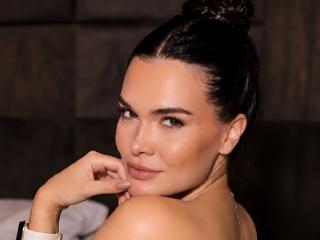 Webcam model LubaMattera from XloveCam