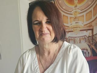 Profile and Statistics for LuciousGrace on XLoveCam