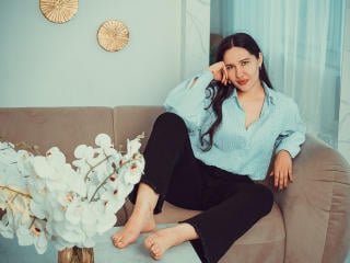 LucyBi on XLoveCam and RICams