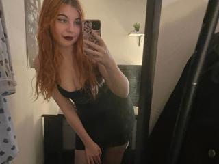 Luna-Noir-hotLive Webcam