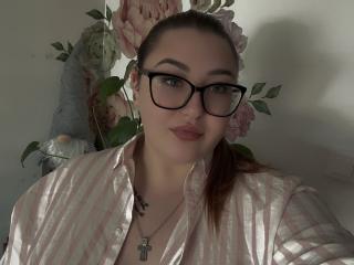 MadisonCurvy Selfie Gallery