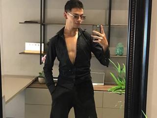 MarceloMilk Live Webcam on XLoveCam