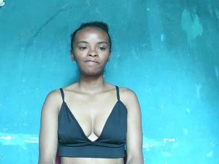 Webcam model Marilina from XLoveCam profile picture Webcam model Marilina from XLoveCam