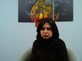 Webcam model MartaWin from XLoveCam