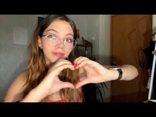 Webcam model MaryZeno from XLoveCam