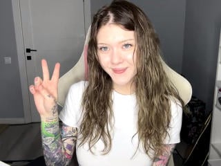 MeliaRinaldo profile picture