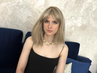 MiaHaris live cam on UnifiedCams