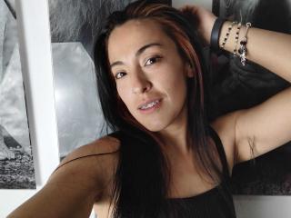 Profile and Statistics for MiaMartas on XLoveCam