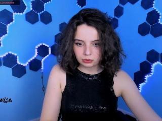 MiamMooon Live Cam and Statistics on UnifiedCams