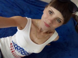 Webcam model MilaDelight from XLoveCam