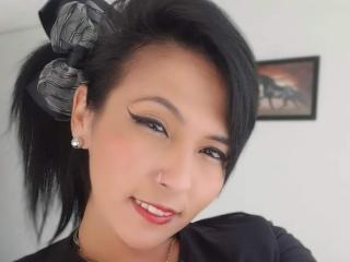 Webcam model MissIvoneHot profile picture