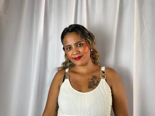 Webcam model NatachaLatinHot from XLoveCam