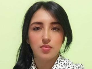 Webcam model NicollJeans from XLoveCam