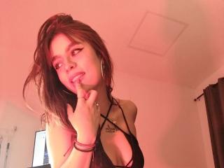 Webcam model NiickyySweet from XLoveCam