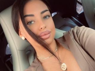 Webcam model OlyviaDelight from XLoveCam