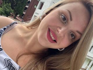 OnlyOneRose-hot Live Webcam on XLoveCam