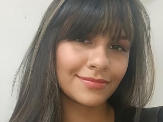Webcam model Paam from XLoveCam
