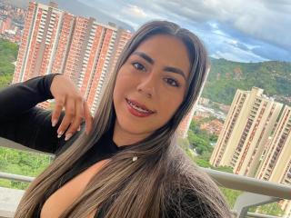 Webcam model QuickHookup from XLoveCam