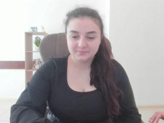 Webcam model ReginaWein from XLoveCam