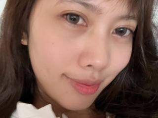 Webcam model Ressy from XLoveCam