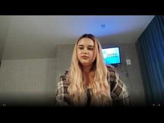 Webcam model RhebaHaycook from XLoveCam