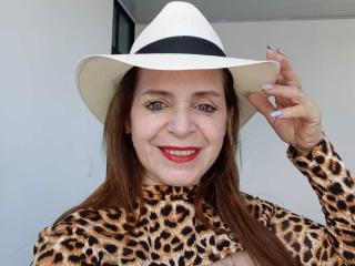 Webcam model SamantaMature69 from XLoveCam